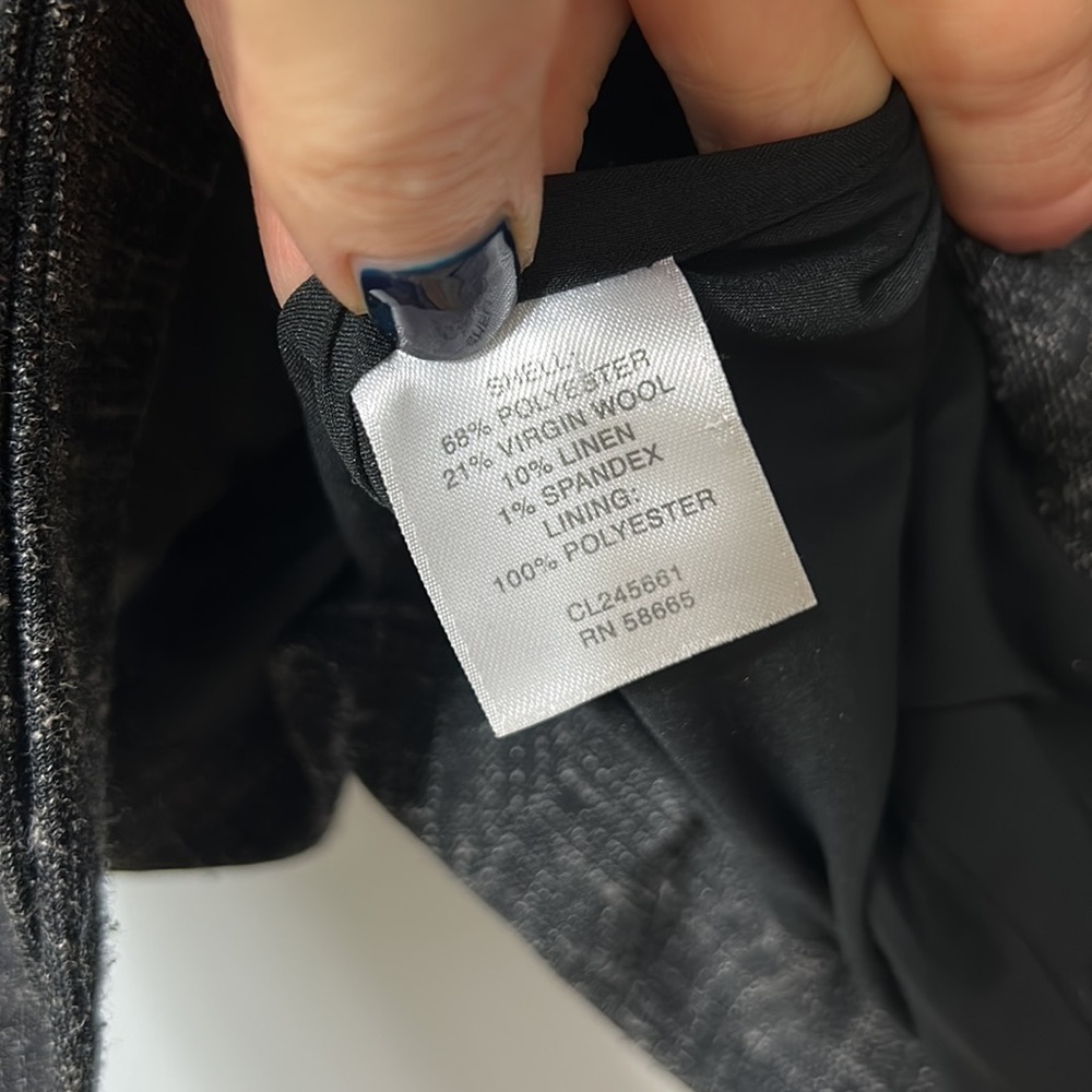 Classiques Entier Classic Three Button Blazer Siz… - image 4